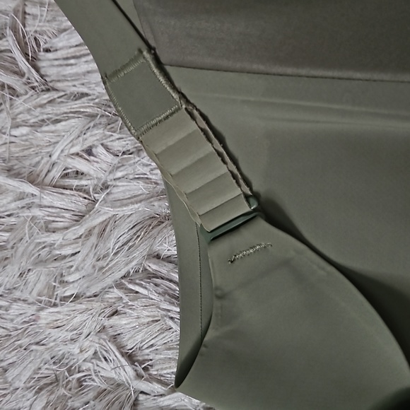 Knix catalyst sports bra - Picture 4 of 5